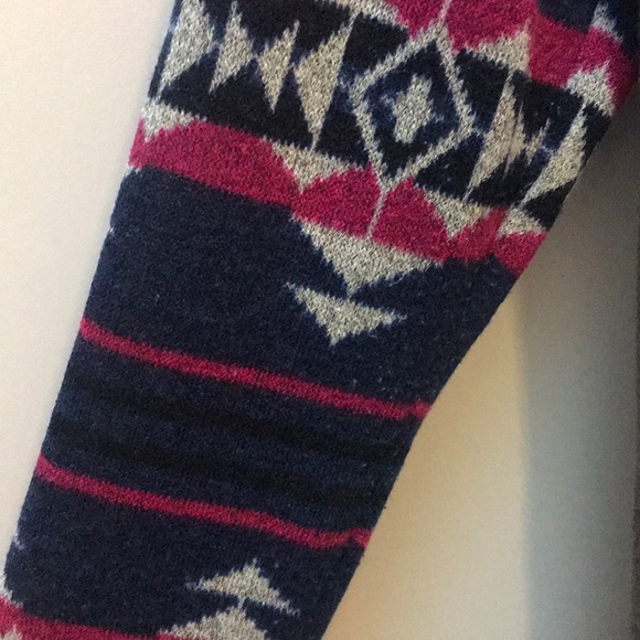 Gray pullover sweater - Picture 2 of 3